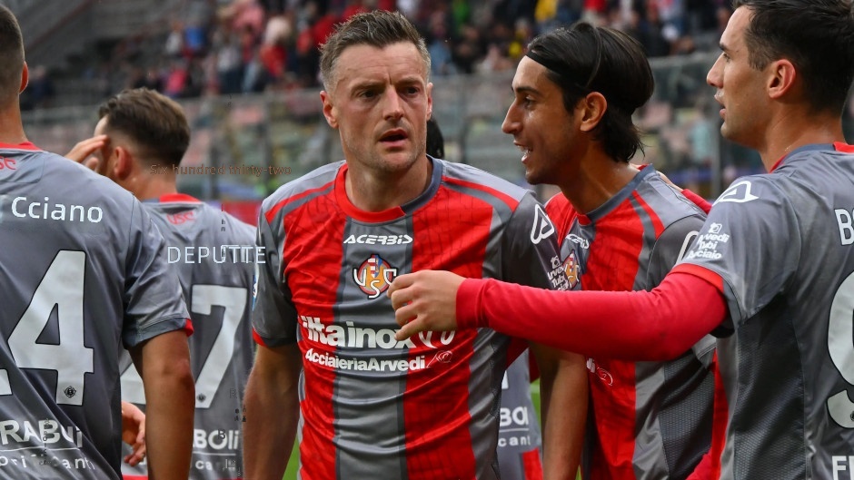 ¿Gran club o equipo local? São Paulo y Sheffield Wednesday interesados en fichar a Vardy en un traspaso gratuito, el delantero de 39 años prefiere volver a Inglaterra