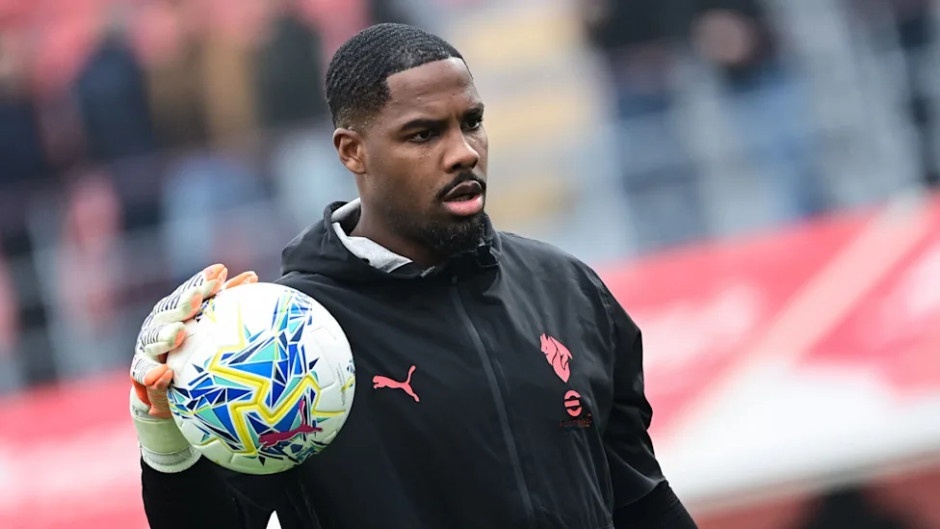 Sky Italien: Maignan und Rabiot haben mit AC Milan das Training aufgenommen, während sich das Team auf die Saison vorbereitet