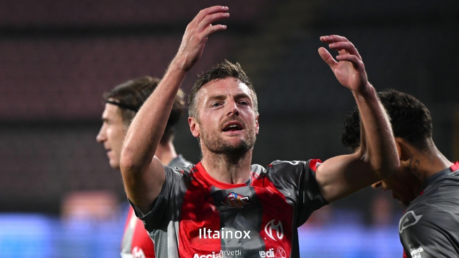 Täglich: Brasiliens Sao Paulo und West Ham United interessieren sich für den freien Agenten Vardy, beide Teams erkunden Transfermöglichkeiten